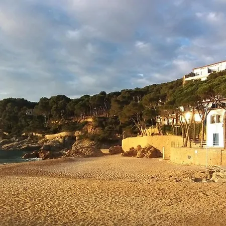 Precioso Con Piscina En 아파트 타마리우